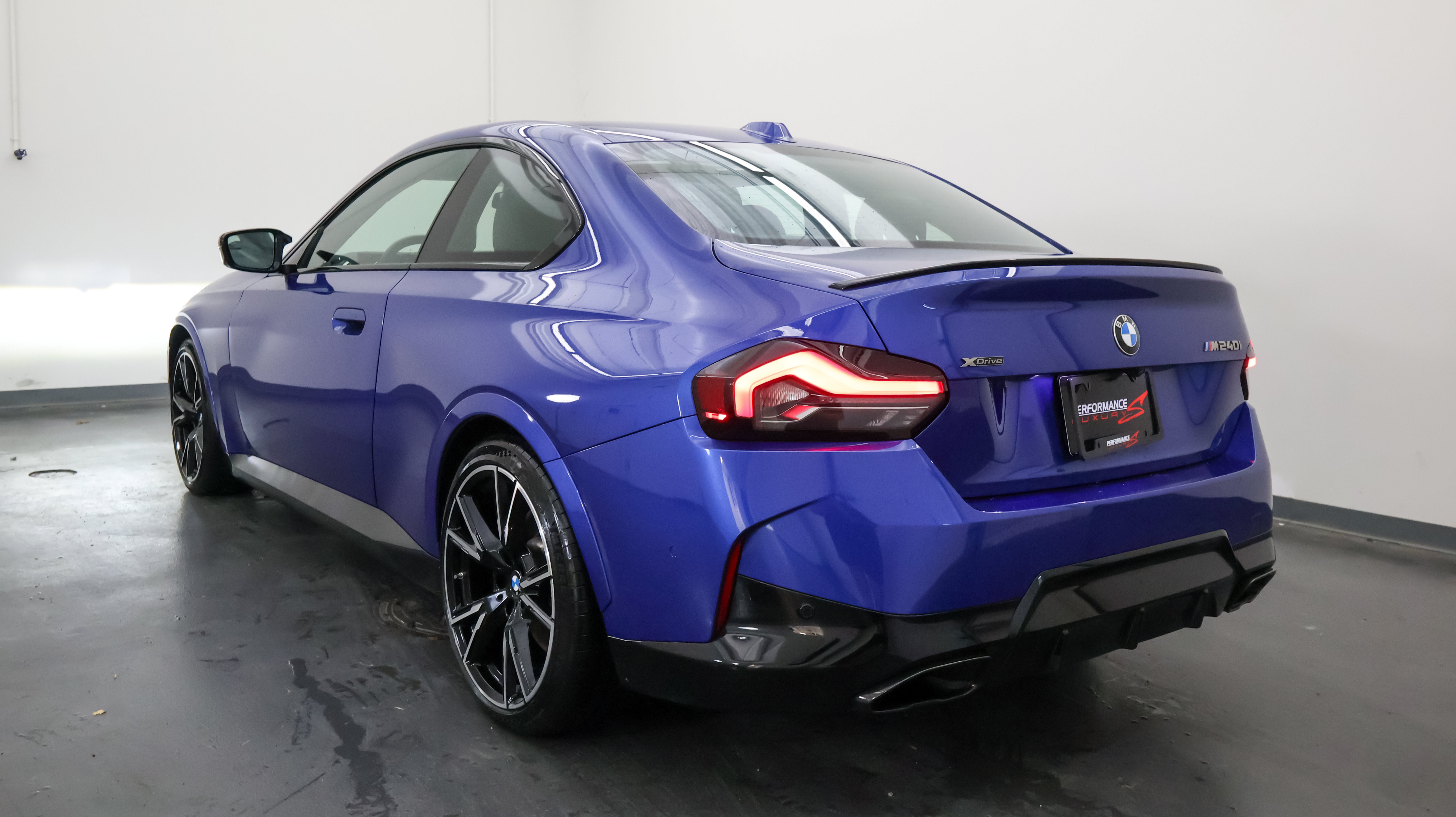 Used 2023 BMW M240i xDrive Coupe AWD/4WD image 5