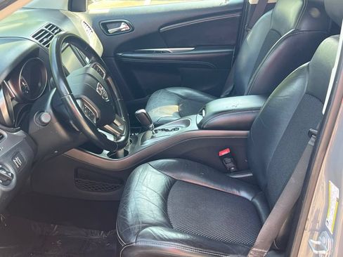 Used 2020 Dodge Journey Crossroad FWD image 10
