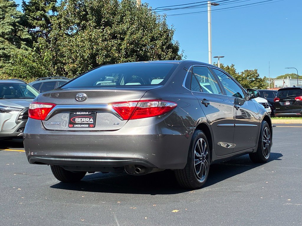 Used 2015 Toyota Camry LE FWD image 5