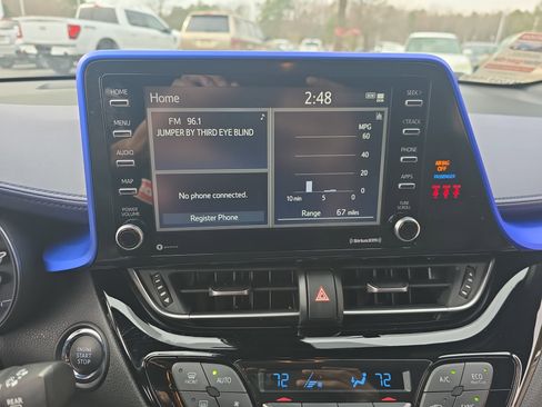 Used 2021 Toyota C-HR XLE image 21