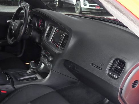 Used 2023 Dodge Charger R/T w/ Harman/Kardon Audio Group image 38