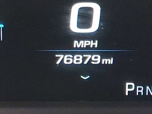 Used 2019 Chevrolet Suburban Premier w/ Premier Plus Edition image 23