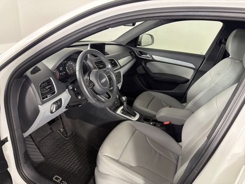 Used 2018 Audi Q3 2.0T Premium FWD image 9