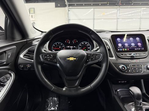 Used 2024 Chevrolet Malibu LT w/ Redline Edition image 11