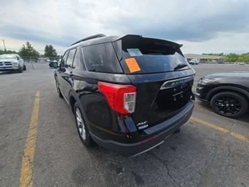 Used 2023 Ford Explorer XLT w/ Equipment Group 202A AWD/4WD image 6