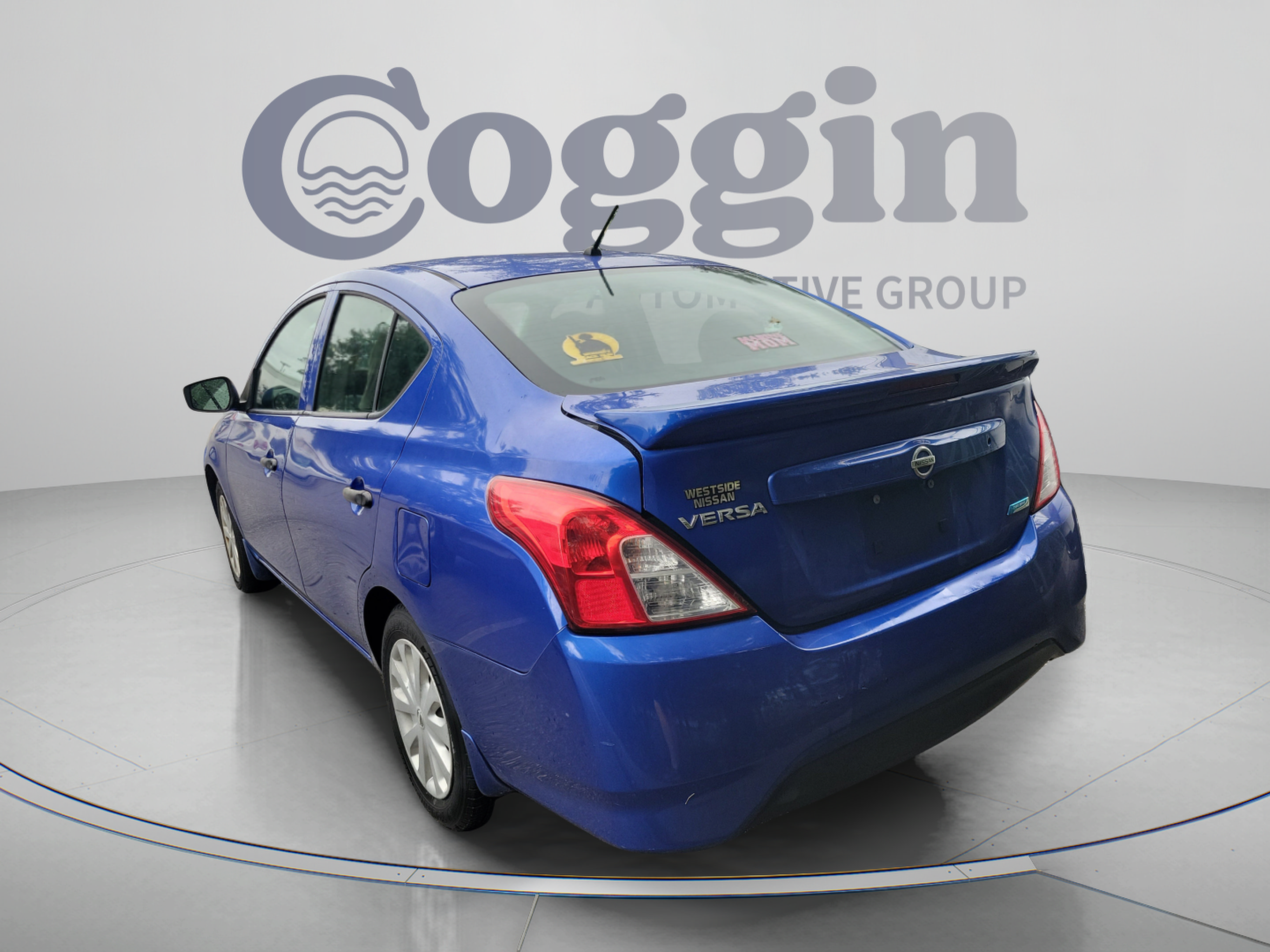 Used 2016 Nissan Versa S Plus FWD image 3