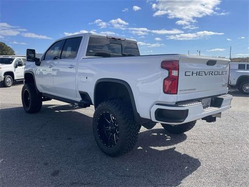 Used 2020 Chevrolet Silverado 2500 High Country w/ Z71 Off-Road Package image 6