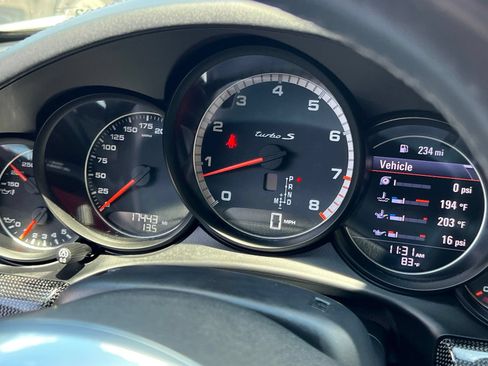 Used 2015 Porsche 911 Turbo S AWD/4WD image 22