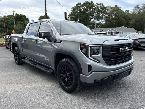 Used 2024 GMC Sierra 1500 Elevation w/ Elevation Premium Package AWD/4WD image 7