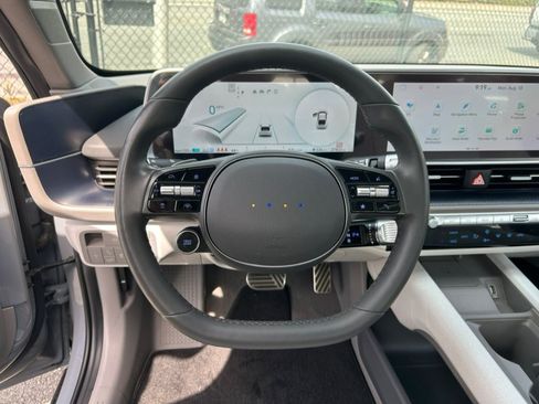 Used 2023 Hyundai Ioniq 6 Limited RWD image 14