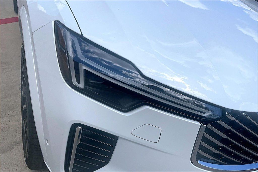 Certified 2026 Volvo XC90 B6 Plus AWD/4WD image 40