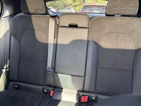 Used 2023 Volvo C40 P8 Recharge Ultimate AWD/4WD image 5