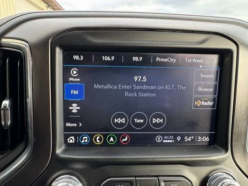 Used 2021 GMC Sierra 1500 AT4 w/ AT4 Preferred Package AWD/4WD image 20