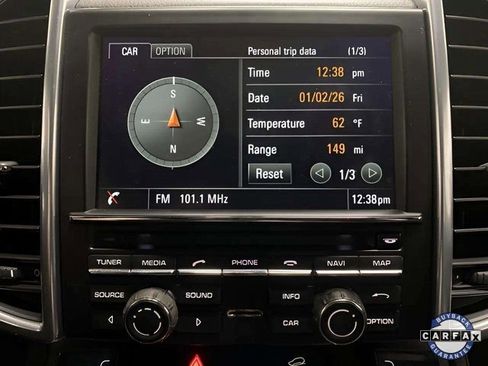 Used 2014 Porsche Cayenne S image 38