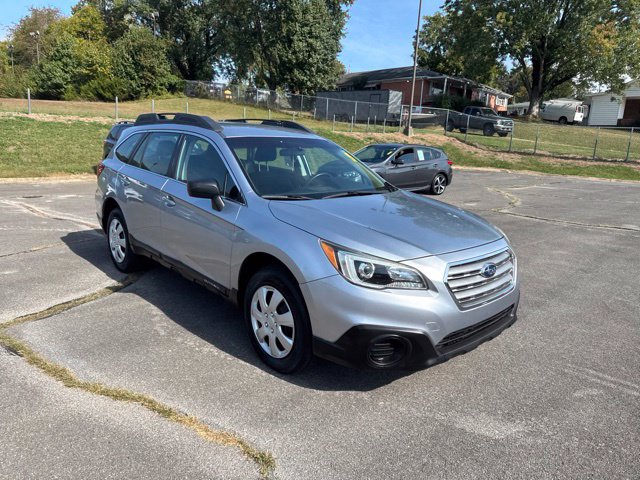 Used 2015 Subaru Outback 2.5i AWD/4WD image 2