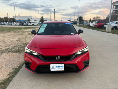 Certified 2022 Honda Civic Sport image 3