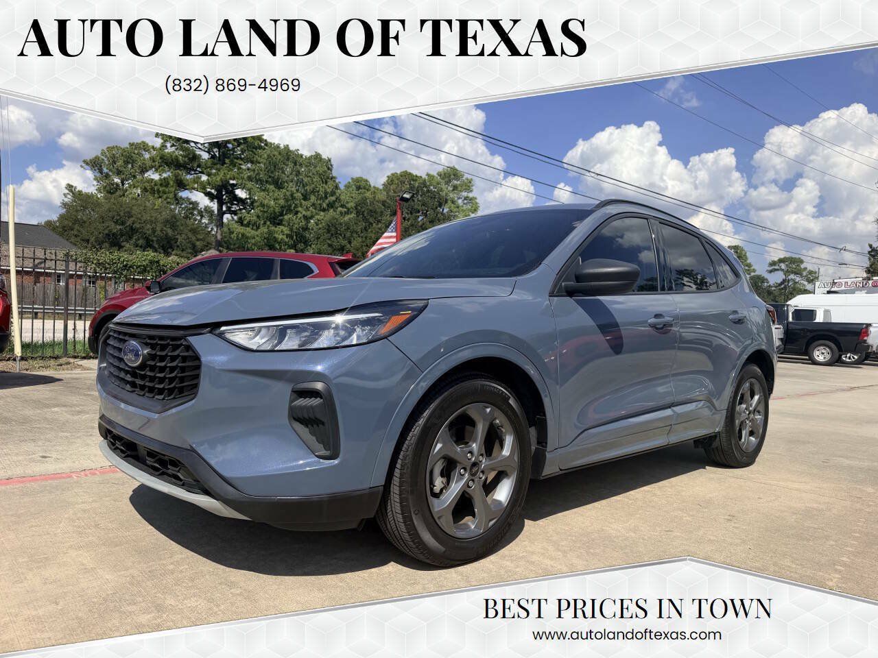 Used 2024 Ford Escape ST-Line w/ Tech Pack #1 FWD image 1
