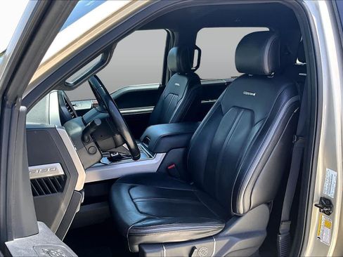 Used 2017 Ford F150 Platinum RWD image 8