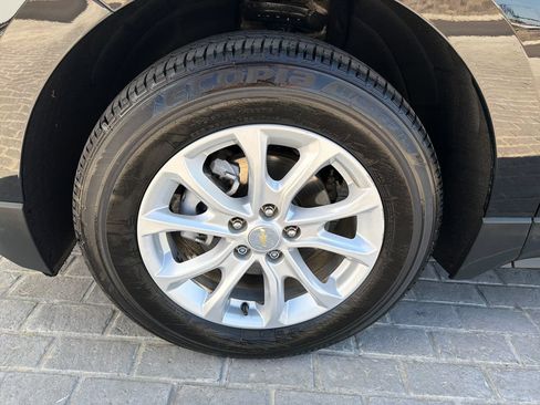 Used 2020 Chevrolet Equinox LT AWD/4WD image 25