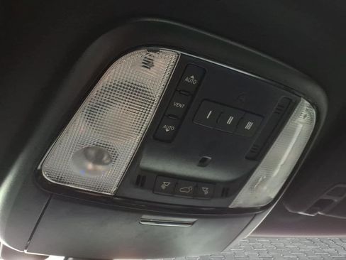 Used 2023 Dodge Durango GT AWD/4WD image 18