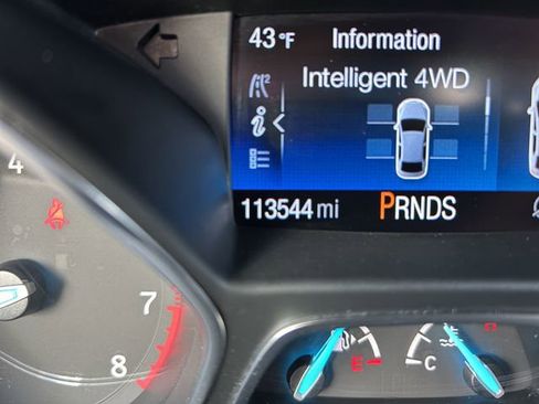 Used 2018 Ford Escape Titanium image 32