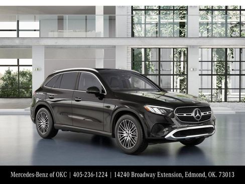 Used 2026 Mercedes-Benz GLC 300 4MATIC image 11