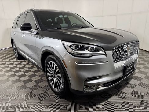 Used 2023 Lincoln Aviator Reserve w/ Equipment Group 201A AWD/4WD image 7