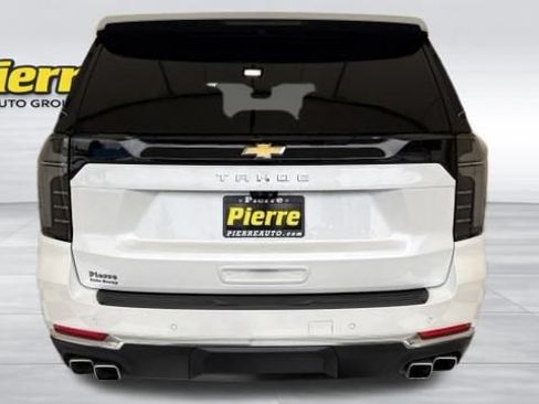 Used 2025 Chevrolet Tahoe High Country AWD/4WD image 3