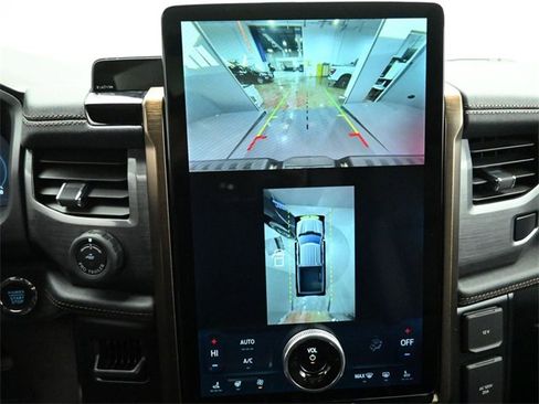 Used 2024 Ford F150 Lightning Lariat image 16