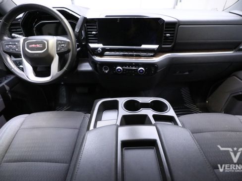 Used 2023 GMC Sierra 1500 Elevation w/ X31 Off-Road Package image 13