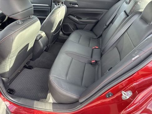 Certified 2024 Nissan Altima 2.5 SR w/ SR Premium Package image 11