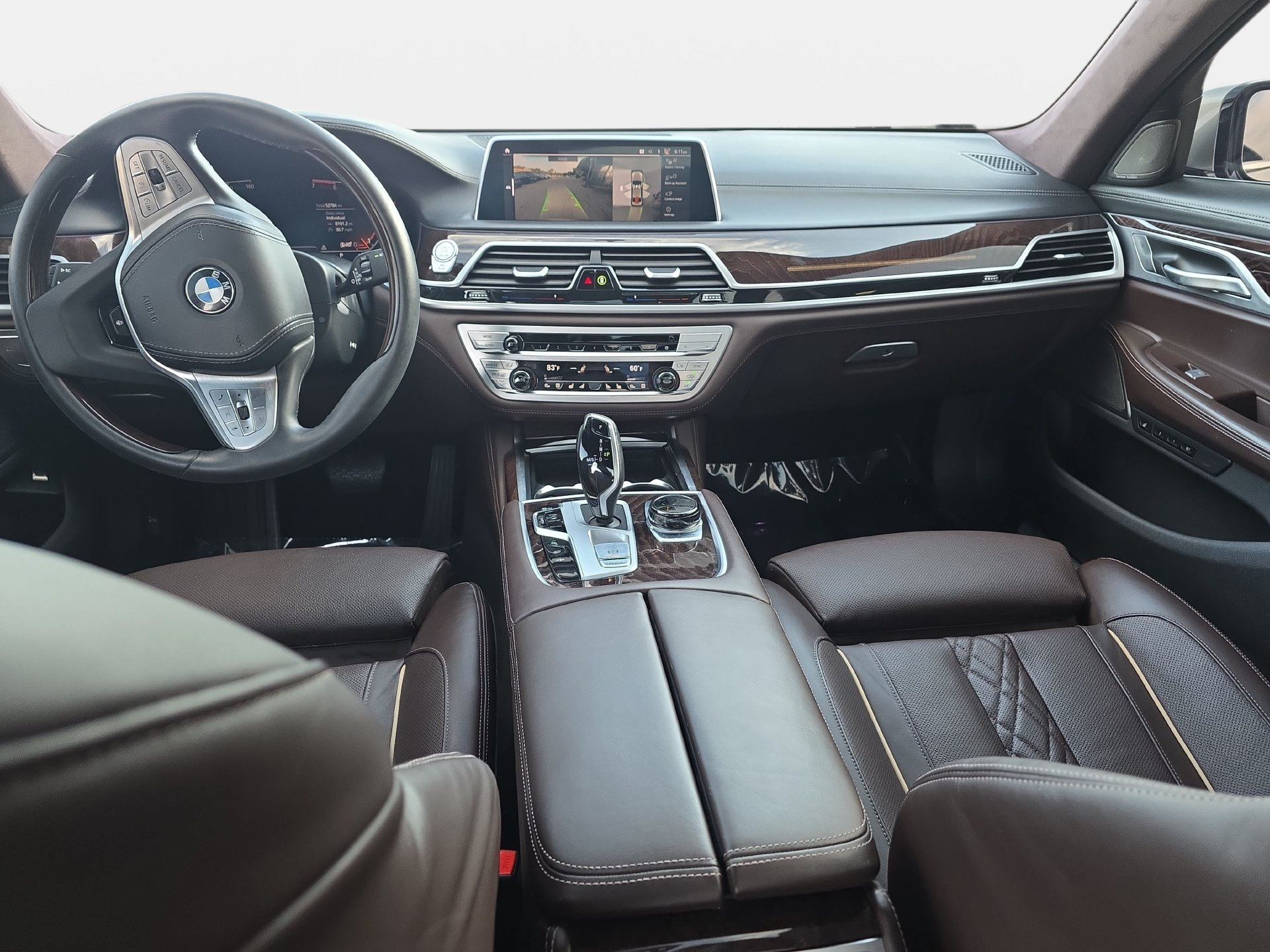 Used 2022 BMW 750i xDrive w/ Executive Package AWD/4WD image 9