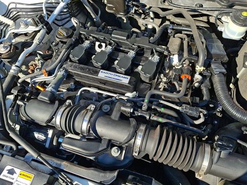 Used 2020 Honda Accord Sport image 28