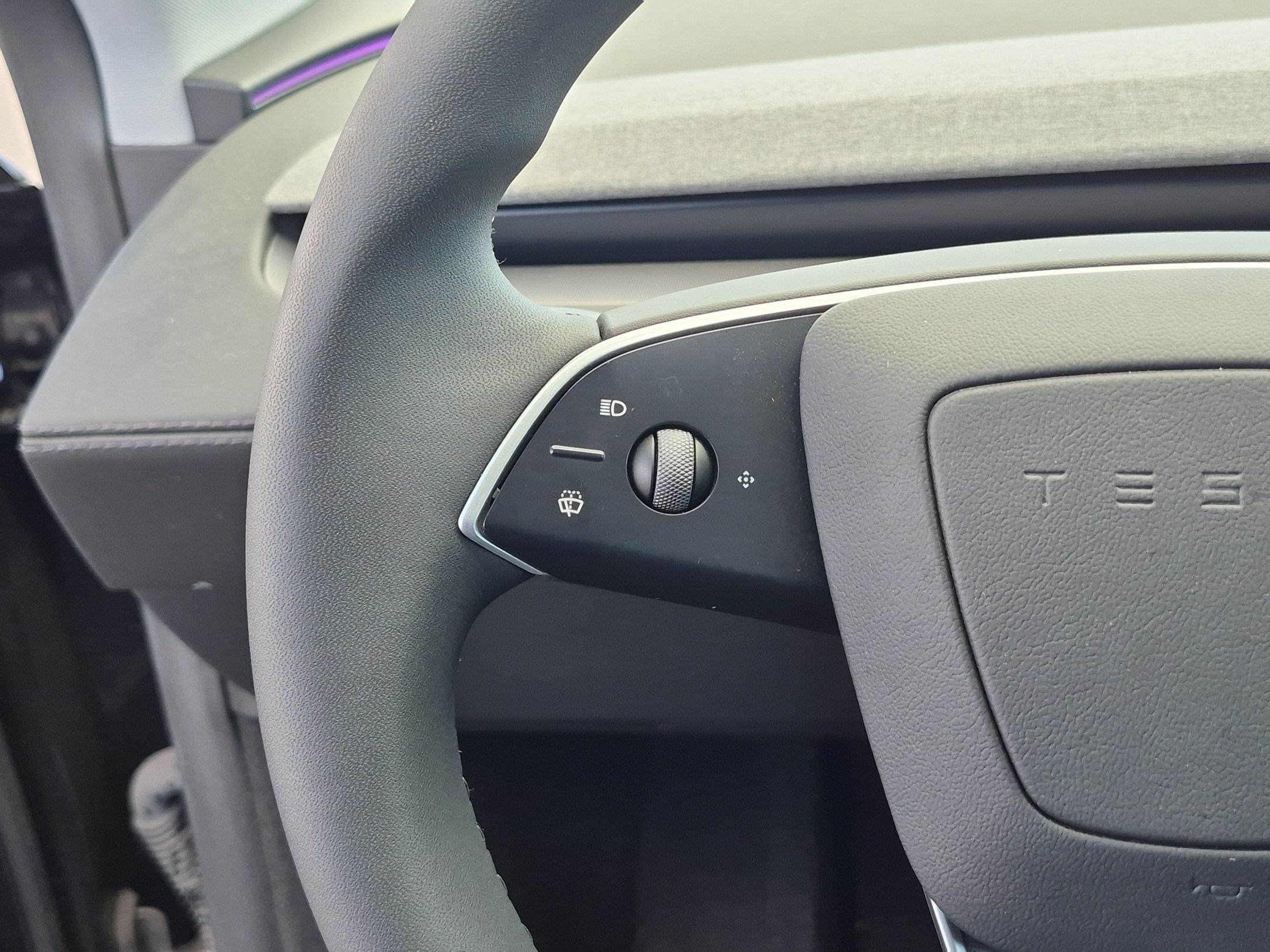 Used 2026 Tesla Model Y Long Range RWD image 19
