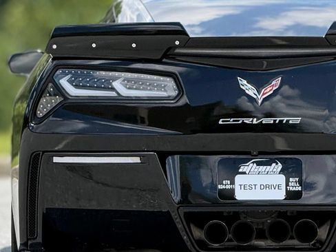 Used 2016 Chevrolet Corvette Stingray Coupe RWD image 16