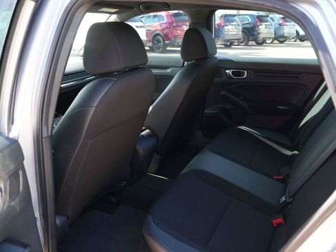 Used 2023 Honda Civic Sport image 17