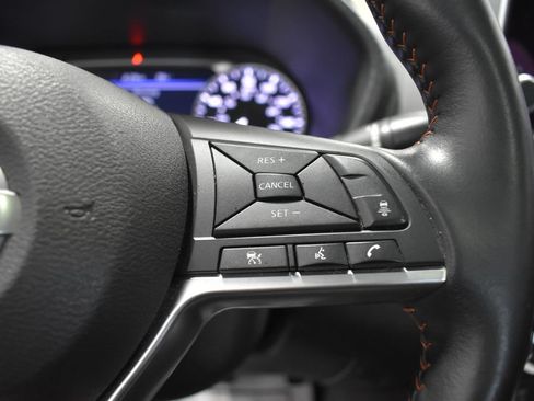 Used 2023 Nissan Sentra SR w/ SR Premium Package FWD image 26