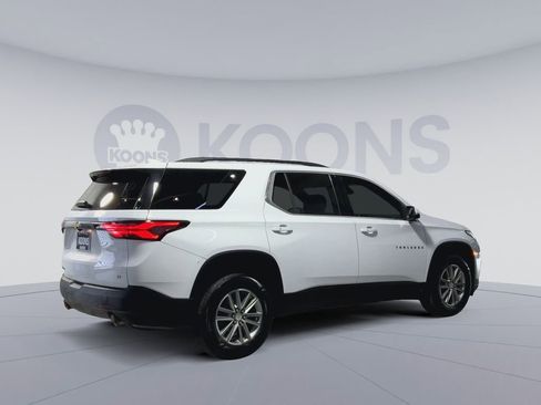 Used 2023 Chevrolet Traverse LT AWD/4WD image 11