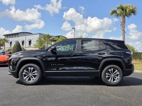 New 2026 Chevrolet Equinox LT image 3