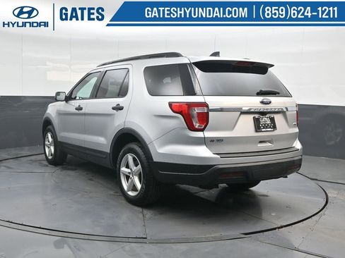 Used 2018 Ford Explorer Base image 8