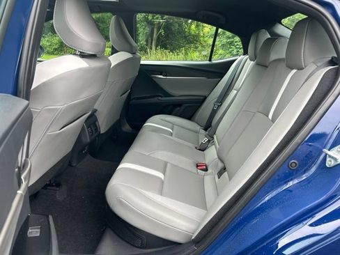 Used 2025 Toyota Camry SE w/ Multimedia Upgrade Package AWD/4WD image 32