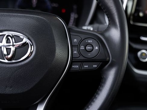 Used 2024 Toyota Corolla XSE FWD image 14