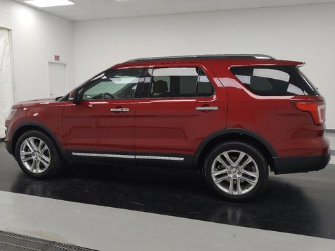 Used 2017 Ford Explorer Limited w/ Equipment Group 301A image 3