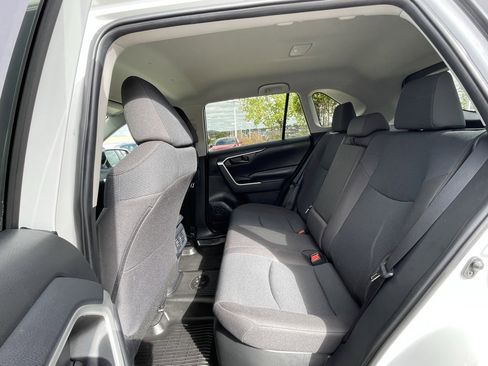 Used 2024 Toyota RAV4 LE image 19