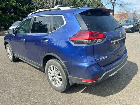 Used 2020 Nissan Rogue S w/ Special Edition Package image 4