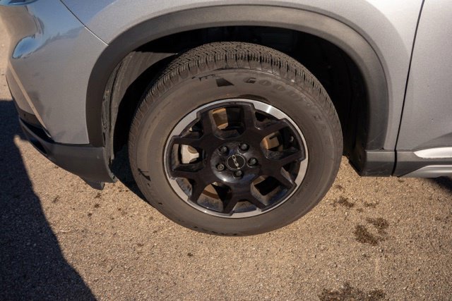 Used 2025 Honda Pilot EX-L image 12