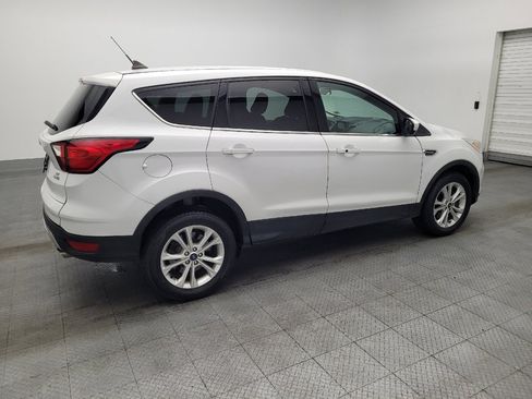 Used 2019 Ford Escape SE image 10