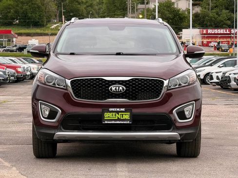 Used 2017 Kia Sorento EX w/ EX Premium Package AWD/4WD image 3