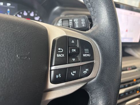 Used 2021 Ford Explorer XLT w/ Equipment Group 202A RWD image 31