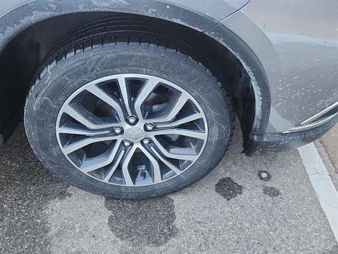 Used 2018 Mitsubishi Outlander ES image 2